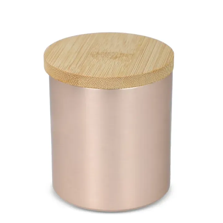 Świeca zapachowa Bhakti na bazie roślin w aluminiowym słoiku z recyklingu - LT90745 (N0045)