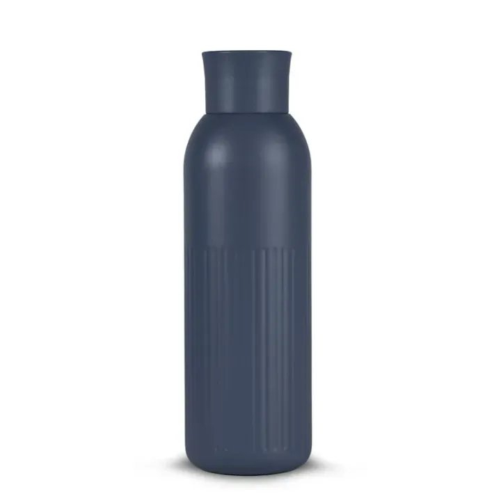 Sagaform Tekla Push stalowa butelka z zakrętką (z recyklingu) 500 ml - LT52134 (N0010)