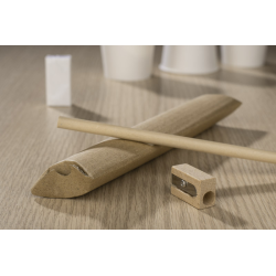Ekologiczny zestaw składający się z drewnianego ołówka, temperówki i gumki - AS 19811