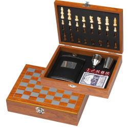 Zestaw piersiówka, szachy, karty i kości - MA 6078601