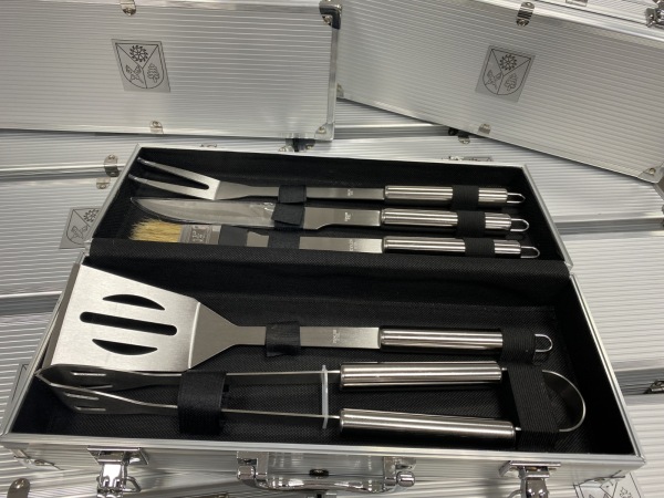  Barbecue set + engraving
